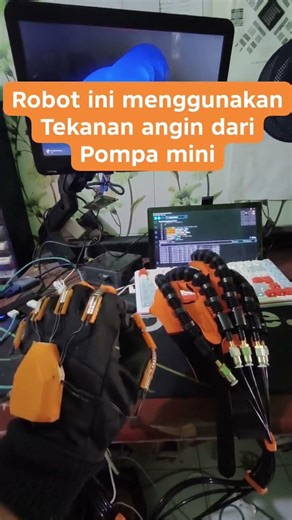 Robot smart glove ini menggunakan tekanan angin dari pompa udara mini. #arduino #iot #robot