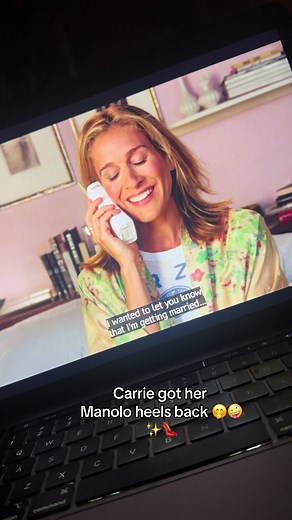 Carrie Bradshaw Manolo Blahnik Heels Scene Explained