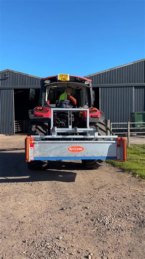 Tired of scrapers that wear out fast and hold you up when you need them most? 👀 We’ve engineered something great: the all-🎇NEW Ritchie Combi-Scrape🎇 Built tougher. Designed smarter. Ready for hard yard work every day. One standout feature that makes them last? Let’s just say… you won’t be hunting parts or stuck in the workshop when muck season kicks off and rust is a thing of the past! 👏 See all the fantastic features here: https://ritchie-d.co.uk/product/combi-scrape-box-scraper/ #YardScrap