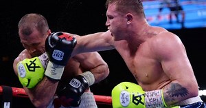 Revive el impactante KO de ‘Canelo’ sobre Kovalev