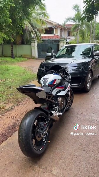 Experience the Power of BMW S1000RR 2020