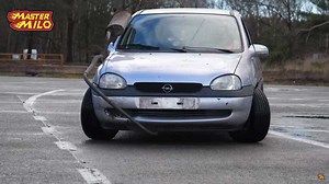 Car With Two Steering Wheels Is Perfect For Valentine’s Day