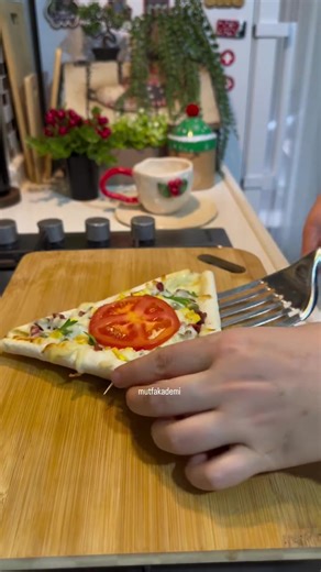 Pratik Pizza Tarifleri ile Atıştırmalıkların Keyfi