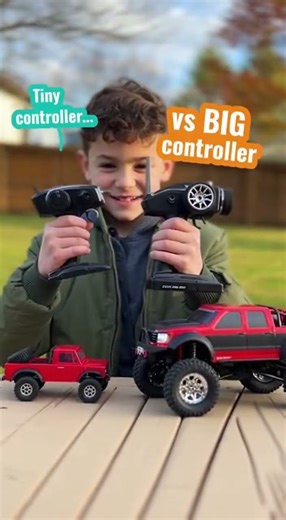 “RC Truck size comparison – small vs large! 📏 #ToyFun”