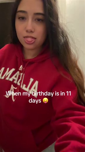 Can’t believe it I’m turning 23 😳 but who’s birthday is also coming up? 😛#fypシ #lizramirezzz_ #fypシ゚viral #birthday #scorpio