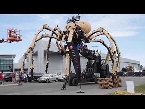 Behind the Scenes with La Machine