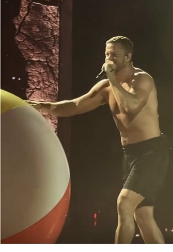 Imagine Dragons Perform Shots (Broiler Remix) Live