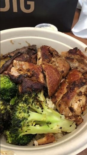 What is inside a Classic Dig bowl from Dig Inn? #shorts