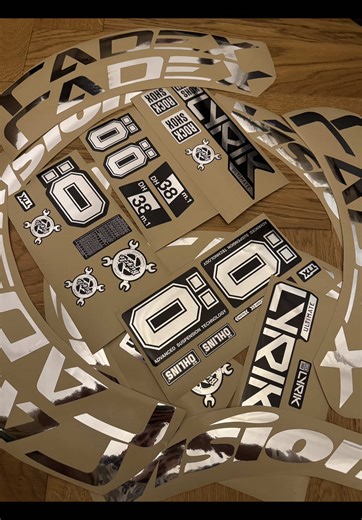 Premium Chrome wrap back in stock ready to take orders and make custom graphics for that sweet ride of yours! 🤘🔥💯🚀 In need of custom tailored graphics in premium print? Let’s talk! #graphics #decals #sticker #chrome #chromegraphics