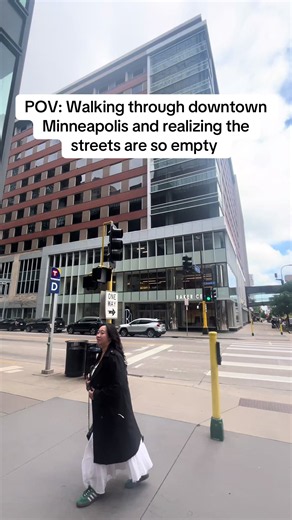 First time In Minneapolis, and realizing it’s so empty here. Quite nice though #minnesota #minneapolis #stpaul #travel #downtown