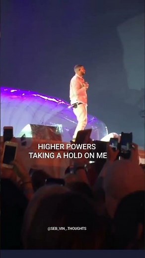 one dance by drake on his concert