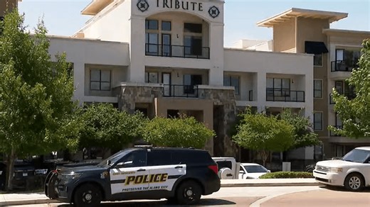 SWAT team arrests barricaded suspect after knife threats at North Side apartment