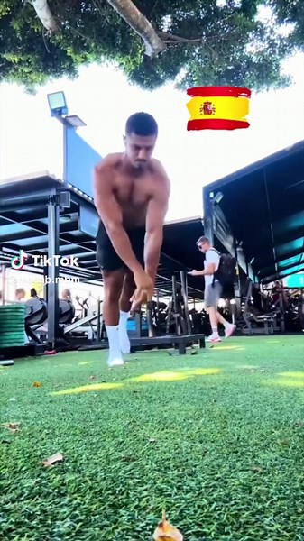 Calisthenics Push-Up Challenge for Strength Training