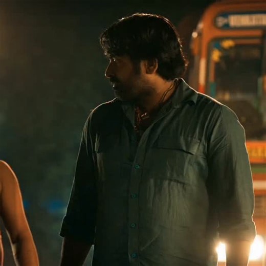 Arc ❄️ on Instagram: "After seeing SRH bought players in the auction! 🥲 . #template #relatable 本利用压电瓷砖将脚步转化为电能。这些瓷砖捕捉来自你脚步的动能。当你行走时，你的重量和动作会对瓷砖产生压力。瓷砖会轻微弯曲，从而产生机械应力。瓷砖内部的压电材料将这种应力转化为电能。每一步都会产生少量电荷，而数百万步结合在一起就能产生足够的电力来驱动 LED 灯、数字显示屏和传感器。在像涩谷车站这样繁忙的地方，每天大约有 240 万个脚步为这一系统作出贡献。这些电能可以被储存或立即使用，从而减少对传统电力来源的依赖，并支持可持续的城市基础设施。这种方法将日常运动转化为实用的可再生能源 #日本 #知识 #事实 #你知道吗 #推荐 #科技 #创新 #历史 #技术 #实验 #热门 ⭐日本利用压电瓷砖将脚步转化为电能。这些瓷砖捕捉来自你脚步的动能。当你行走时，你的重量和动作会对瓷砖产生压力。瓷砖会轻微弯曲，从而产生机械应力。瓷砖内部的压电材料将这种应力转化为电能。每一步都会产生少量电荷，而数百万步结合在一起