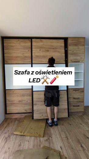 Wyobraź sobie: wchodzisz do pokoju, a tam... 💥 Szafa z przesuwnymi i uchylnymi frontami 💥 Szklany front, który robi robotę 💥 LEDy, które rozświetlają wnętrze I co? Jest efekt. Jest klimat. A to wszystko z Flexiwood. 📞 48 511 602 309 | 48 518 472 486 📩 kontakt@flexiwood.com.pl MEBLE NA WYMIAR ŻYWIEC | KUCHNIE | SZAFY | GARDEROBY | ŁAZIENKI | ZABUDOWY @flexi__wood @obserwujacy #meblenazamowienie #leddesign #szafyzpomyslem #mebleżywiec #meblenawymiarżywiec #flexiwood #szafazled #szafaszklana #
