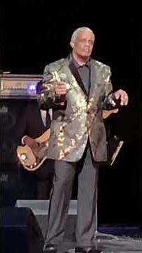 The Stylistics (Russell Thompkins Jr) “Hurry Up This Way Again” (Chicago - Live)