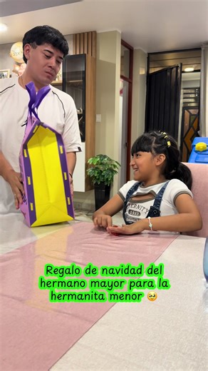 @Davidjoss😈 Mi niño lindo nunca cambies por favor el amor que se siembra nunca se olvida 🙌 #navidad2025 #midiaadia #comparte #yosoycreador #viral