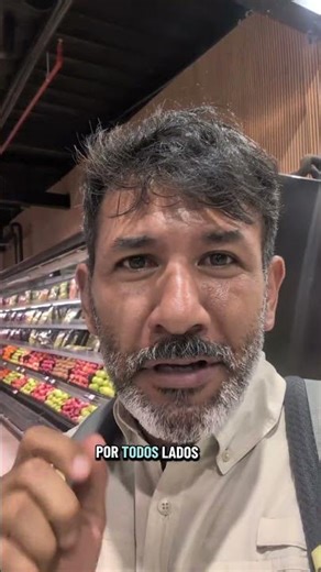 How many tropical fruits do you recognize?