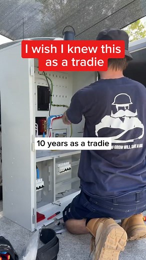 This Van Fit-out is a Game Changer! Transform your van with VanEquip’s False Floor & Drawers:  Perfect Fit: Custom-made for your van model.  Super Durable: Built with marine-bonded birch plywood.  Quick Setup: Install in less than an hour. Ready for an upgrade? Get a quote today! | VanEquip | Facebook