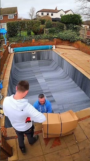 The slime pool clean 🧽 #pool #satisfying #slimepool