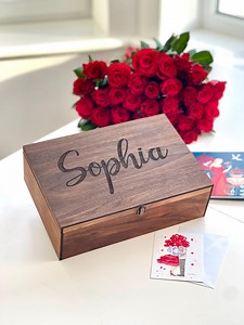 Personalized Memory Wooden, Keepsake Gift Box Valentine Christmas Day Birthday Gifts for Women Friend Sister Her Stuff Daughter Small Gifts - Etsy