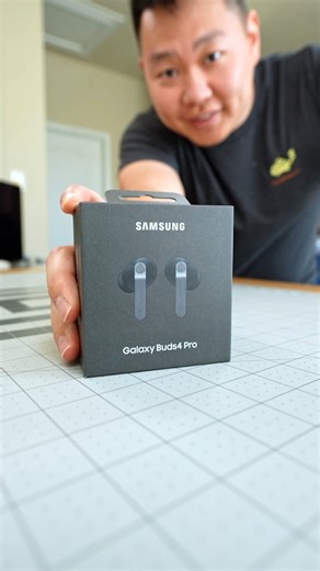 Samsung Galaxy Buds4 Pro Earbud Unboxing. Here's the newest wireless earbuds by Samsung! They have a new design vs the previous generation calling it the blade design. Along with the clamp shell case that makes it easier to grab the buds and clean the case. The eabuds themselves have a wider woofer. Combining that with the tweeter you get sounds supporting 24 bit/96khz audio. The active noise cancelation on these are good. I was also surprised how clear the transparency mode was as well. Will be