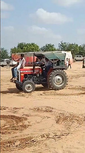 Tractor stunt Massey vs Kubota