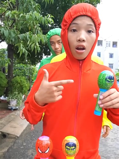 Funny Spiderman cartoon for kids | Best Spiderman funny videos for children 🕷️ Watch kids Spiderman cartoon adventures, funny Spiderman games for kids, and family-friendly superhero cartoons.. Enjoy Spiderman cartoon videos for kids, funny superhero cartoons for children, and Spiderman kids entertainment videos full of fun and action. Spiderman for kids funny cartoonkids spidermankids spidermanfunny spudermangames #spiderman #spidermannowayhome #cartoonvideo #cartoonme #kidsfunny