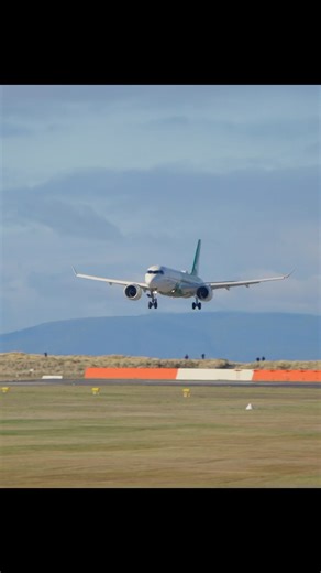 Hobart Airport today welcomed the first ever QantasLink Airbus A220 to Tasmania. This next generation aircraft will gradually replace QantasLink’s Boeing 717s, bringing lower emissions, less noise, and improved passenger comfort for travellers. Sporting a bright green livery by Australian aboriginal artist Maringka Baker, part of the airline’s long-running Flying Art Series liveries. @qantas #hobartairport #A220hobart #A220 #planespotting #tasmania | Hobart Airport