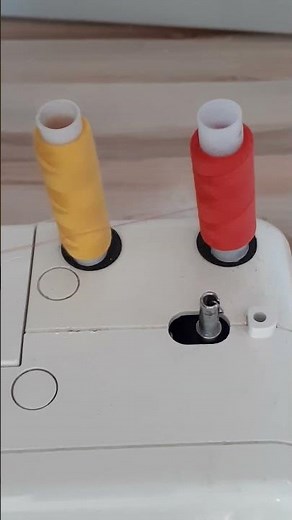 Sewing with 2 Threads in one Needle (on Sewing Machine)