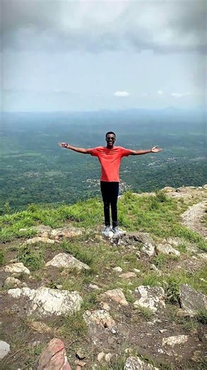 Exploring Hidden Waterfalls and Castles in Ghana!