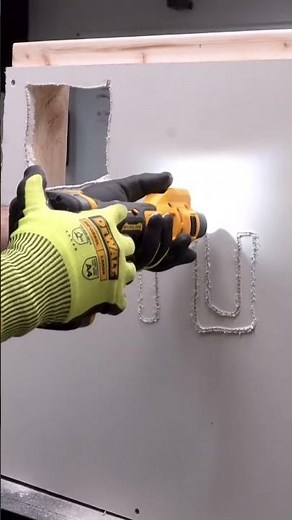 DeWALT Drywall Cut Out Tool
