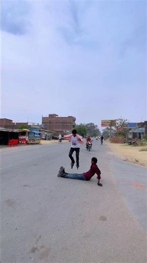 Skating Stunts 😱 #skaterboy #skatinglover #viral #stunts #plzsupport #skatingridergolu
