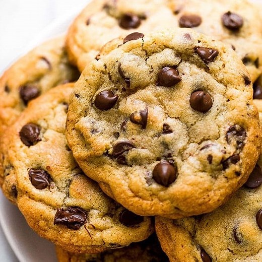 Bakery-Style Chocolate Chip Cookies (Thick, Chewy & Gooey Perfection!)