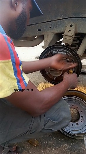 Toyota 4Runner brake shoes installation #automobile #fypシ゚viral #