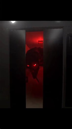 Backroom Run to Survive gaming Short 😨😨 horror gameplay Short #gaming #horrorgaming Musical Gamer