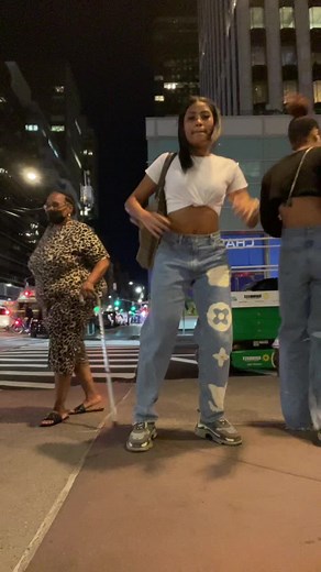 Precious lee (@preciousleeee)’s videos with original sound - 👣