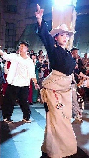 美しい少女たち#藏族舞 #Tibetandance#チベットダンス#티베트족 무용#Dansetibétaine#TibetischerTanz#Danzatibetana
