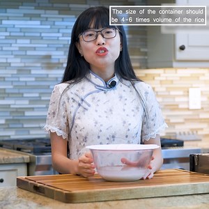 Today, I’m going to show you how to cook perfect rice in the microwave. It’s fast, easy, and works for any kind of white rice — long, medium, or short grain. You’ll get light, fluffy rice every time without using a rice cooker or stove. | Souped Up Recipes