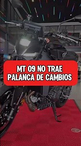 The MT-09 doesn't have a gear shift lever 🔥🤓. #torqueracing #mt09 #mechanics
