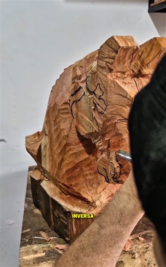 Parte 1 Busto de caballo tallado en madera de cedro. Escultura realizada por comisión. #caballos #sculpture #woodcarving #woods #woodworker | CarlosMariog Escultor