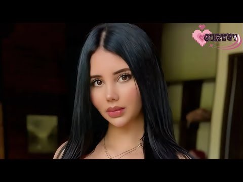 Angela Rodriguez : Stunning Colombian Plus Size Curvy Fashion Model - Biography, Wiki, Lifestyle