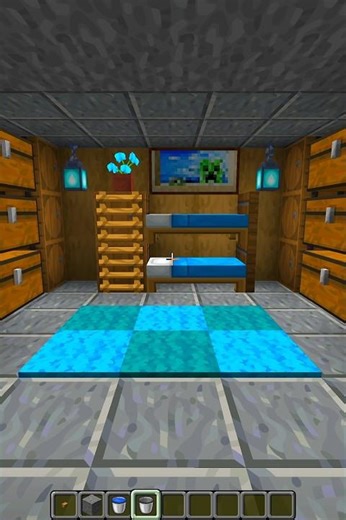 Minecraft Water Bucket Screen Door 💀 #shorts