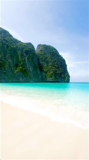 Is this the Most Beautiful Beach on Earth? 🏝️ Maya Bay #paradise #thailand #travel #fyp #vacation