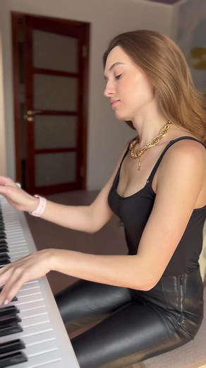 Captivating Piano Performance by a Talented Musician