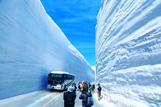 Tateyama “Snow Walls” | Japan‘s Local Treasures | Travel Japan （JNTO）