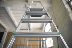 Ladder Safety Awareness Self Paced Course Preview