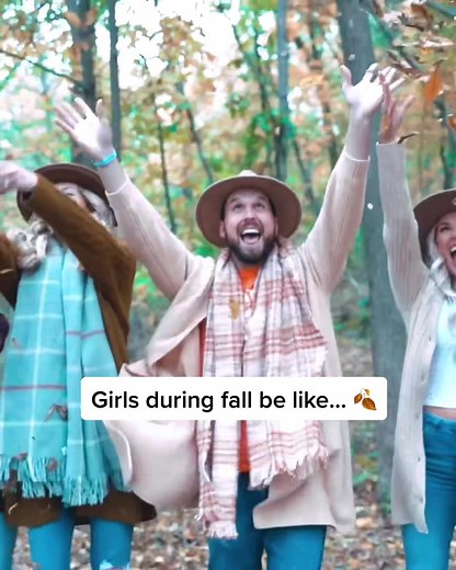 Girls during fall be like… 🍂 #fall #autumn