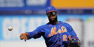 Canó holds down first; Walker blanks Nats