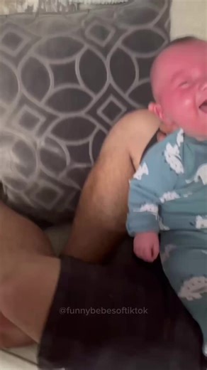 Babies laughing! Funny baby videos #funnybaby #babiesoftiktok #cutebabycontest #fypシ #baby #bebedroles #funnyvideos #babyfunny | Funny videos